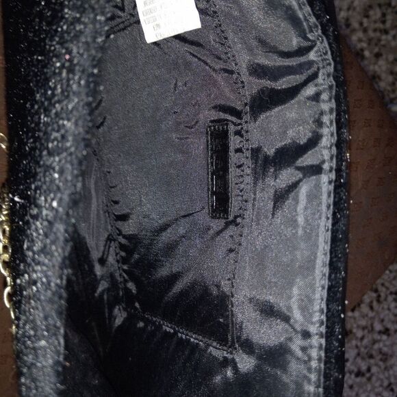 Lbel 👛 - Picture 3 of 3